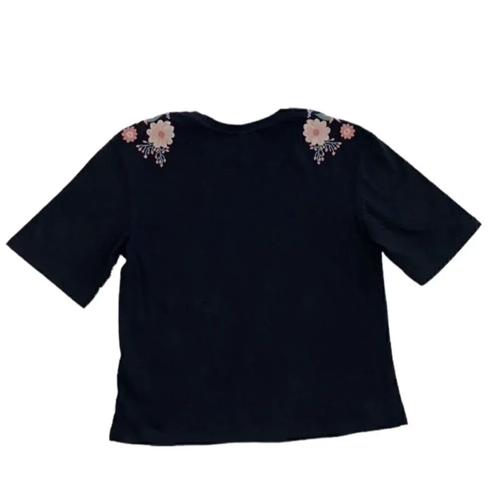 H&M Black Top(Size Small) - Picture 3 of 6